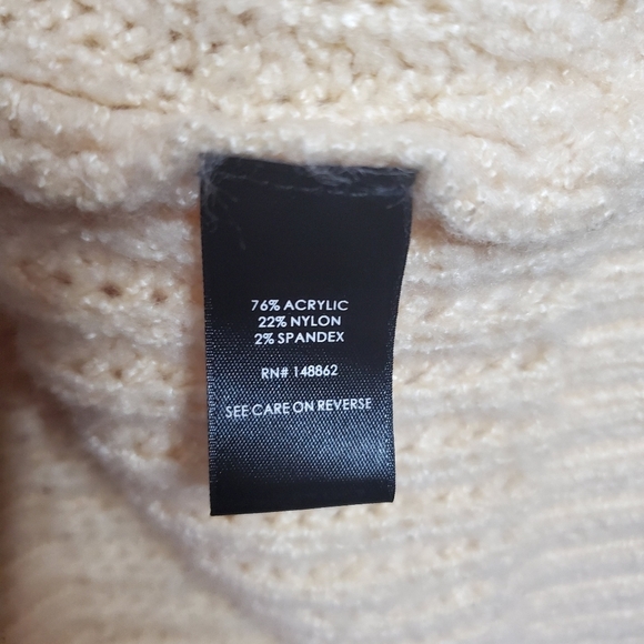 Torrid Cableknit Boyfriend Cardigan Size 2 - Picture 8 of 13